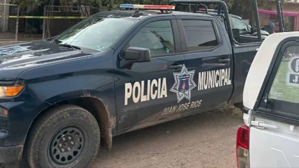 Joven pierde la vida tras ser apuñalado en cuartería de Juan José Ríos, Sinaloa