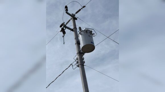 “Queremos pagar la luz”: vecinos de Ampliación El Tajito, Guasave, llevan dos años sin energía pese a obra terminada