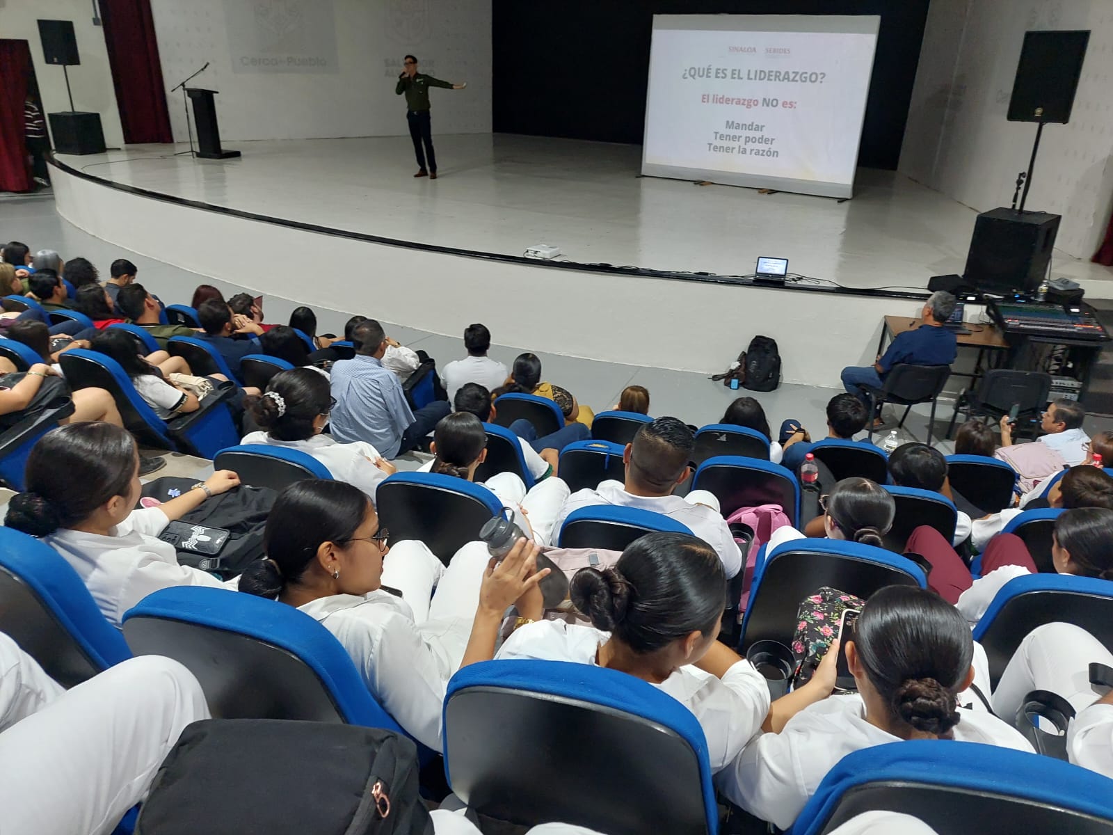 Presentan convocatoria Juventudes 2030 en Salvador Alvarado