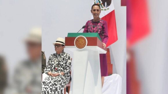 Claudia Sheinbaum acusa “narcogobierno” de Calderón y represión en sexenio de Fox durante su informe en el Monumento a la Revolución