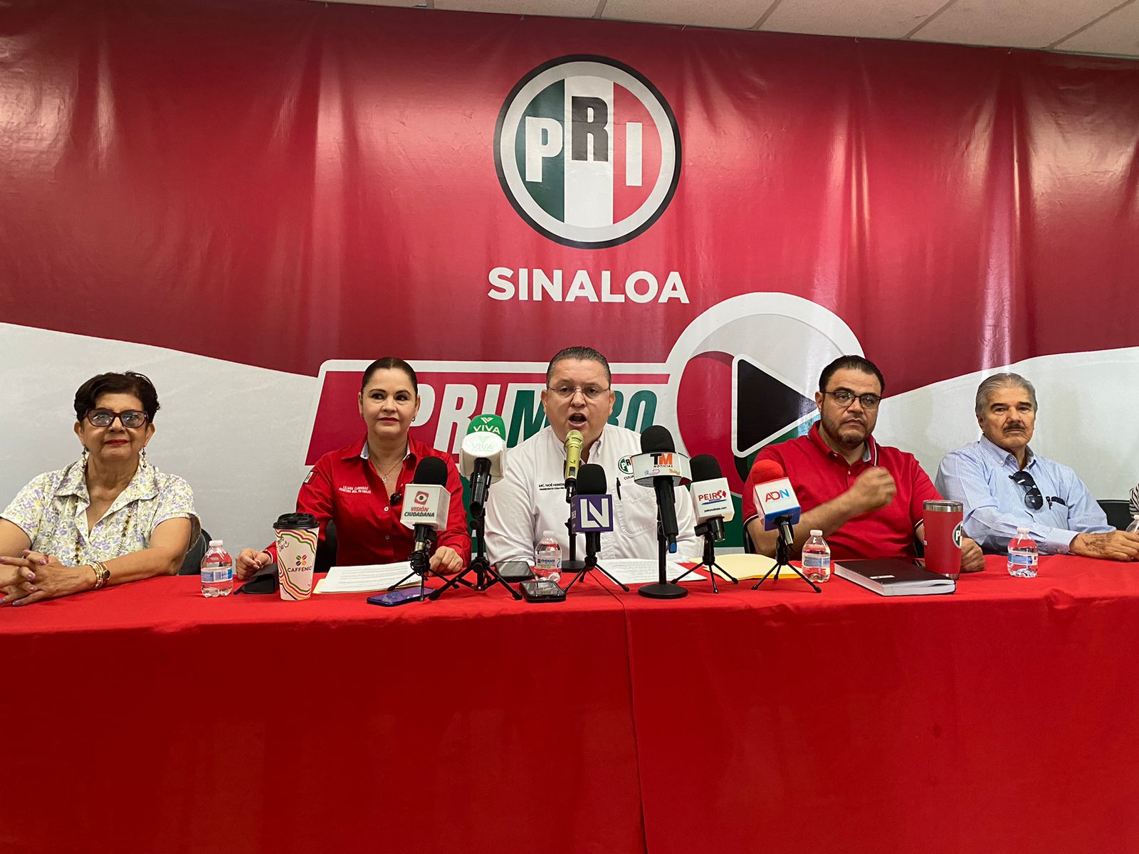 Partido Revolucionario Institucional (PRI)