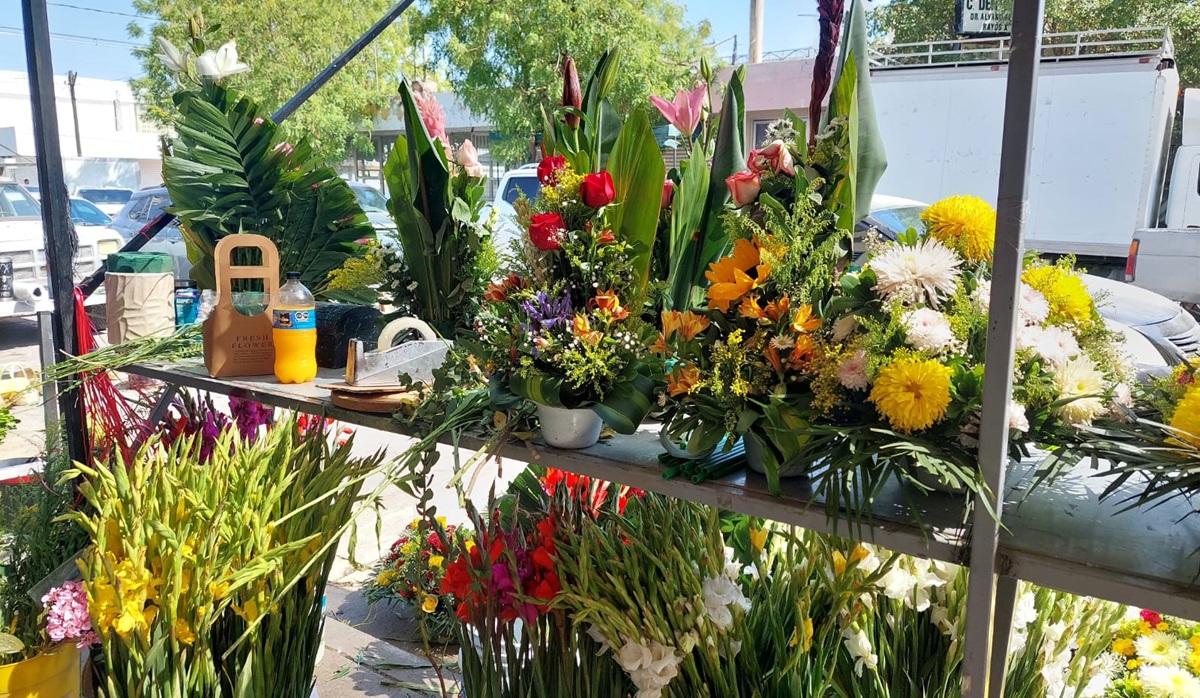 Florerías de Guamúchil esperan repunte en sus ventas por el Día de las Madres