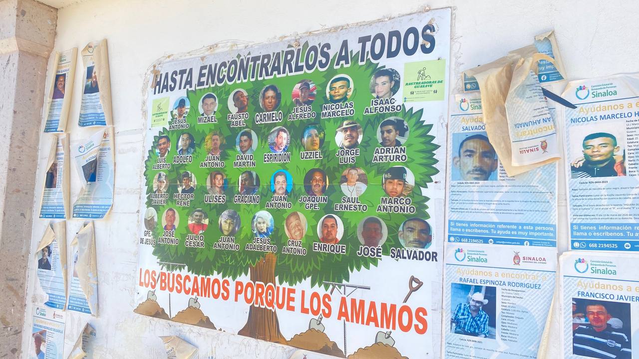 Rastreadoras de Guasave colocan fichas de búsqueda en el panteón municipal