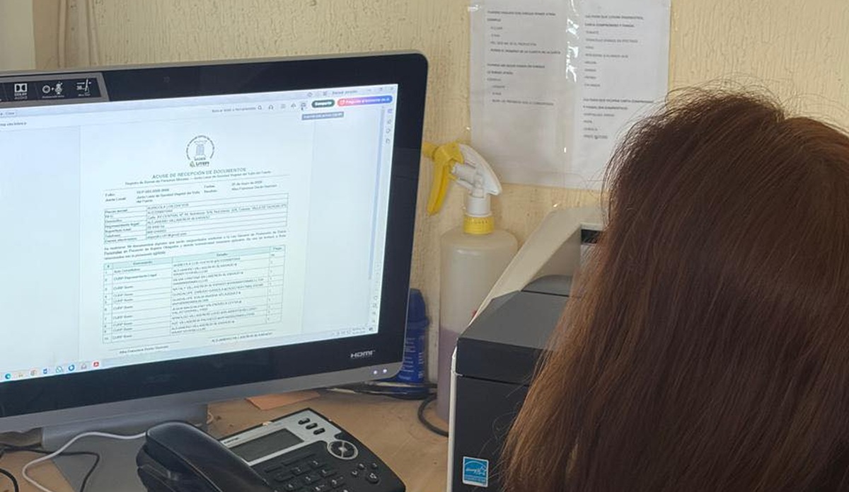 Recepción de documentos en la Junta Local de Sanidad Vegetal del Valle del Fuerte