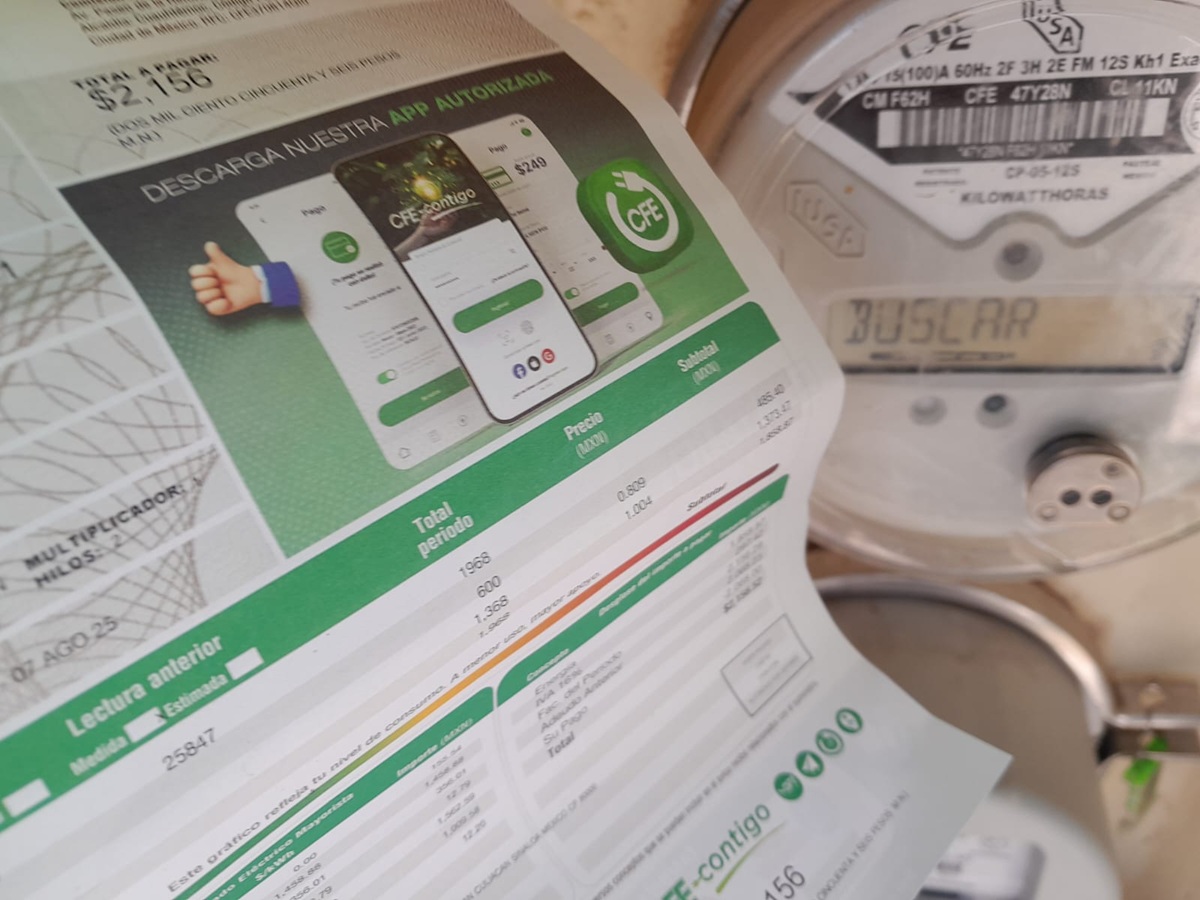 Recibo de luz y medidor