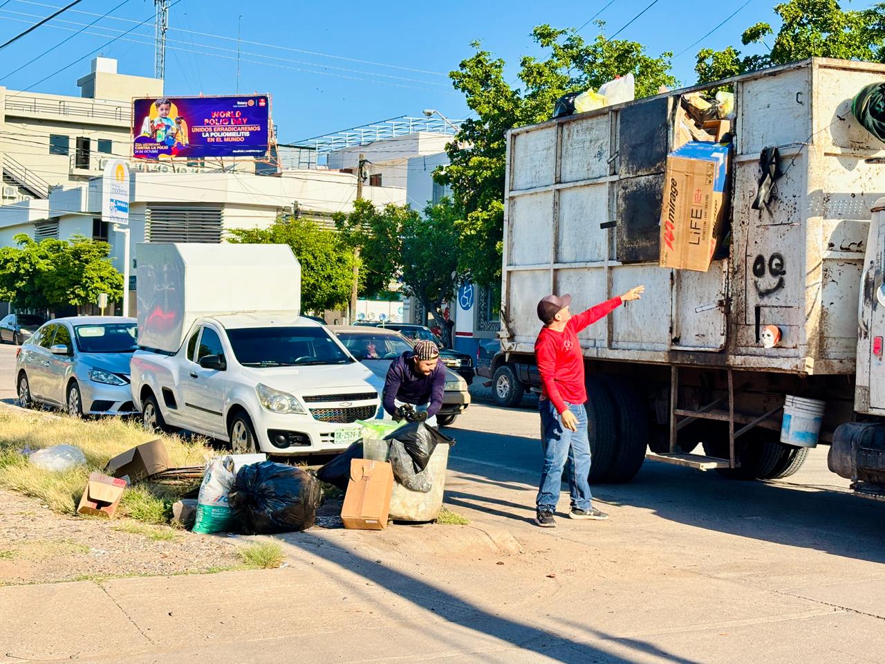 Recolección de basura en Salvador Alvarado