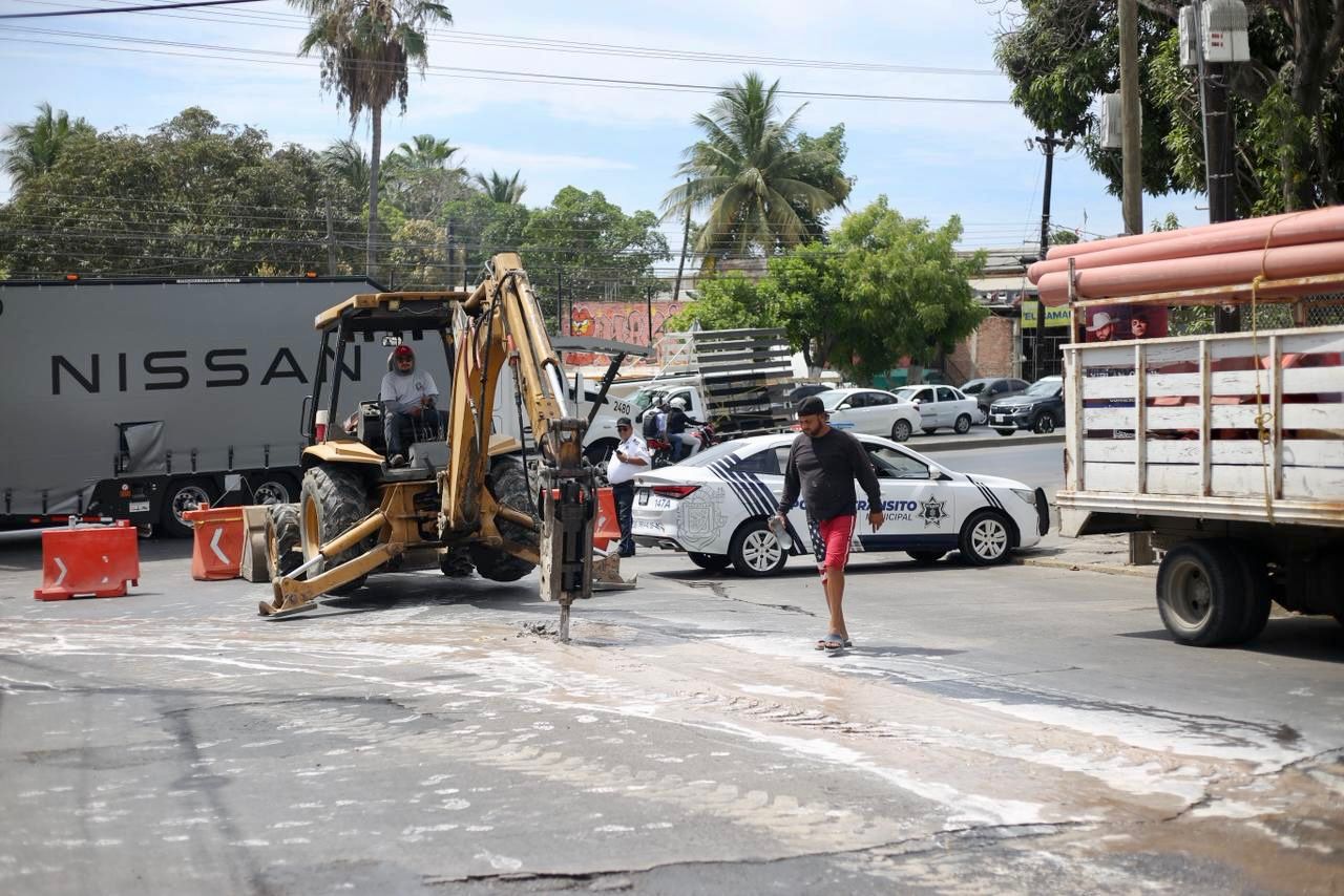 Rehabilitación de alcantarillado en la colonia Juárez de Mazatlán