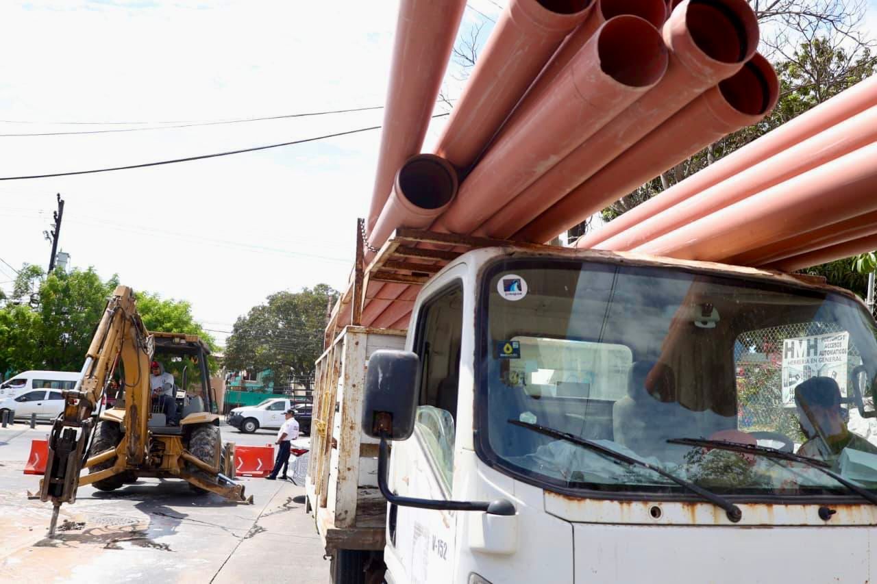Rehabilitación de alcantarillado en la colonia Juárez de Mazatlán