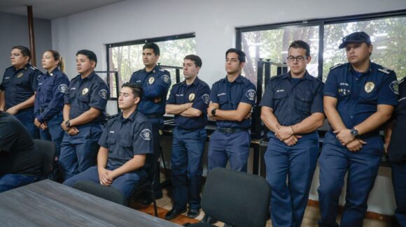 Por su esfuerzo y vocación, reconoce Bomberos Culiacán a los elementos que integran la corporación