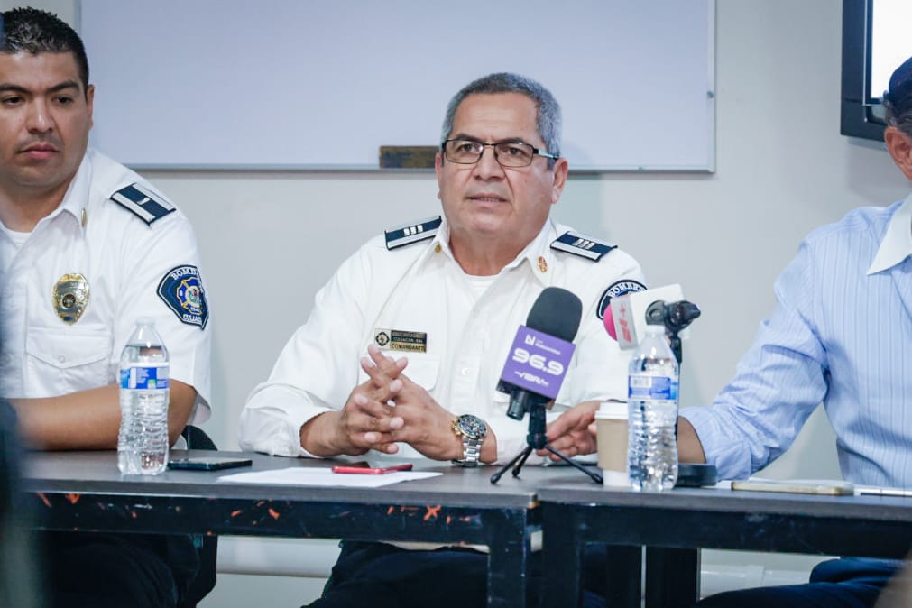 Efraín Araujo Zazueta, comandante de Bomberos Culiacán
