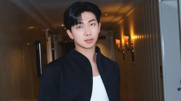 RM, líder de BTS, visita el Museo Casa Azul en Coyoacán