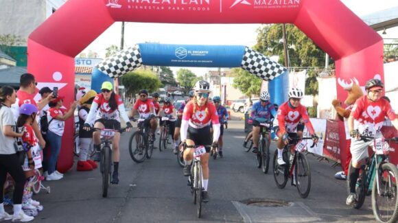 Rodada “Fridas y Diegos en Bici” reúne a más de 180 ciclistas para apoyar a Cruz Roja Mazatlán