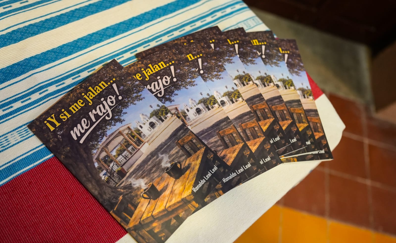 Ronaldo Leal presenta su libro ¡Y si me jalan… me rajo! en Mazatlán
