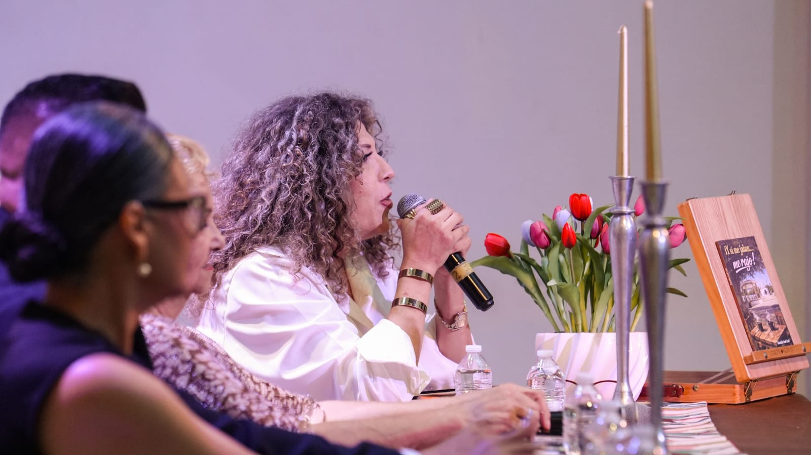 Ronaldo Leal presenta su libro ¡Y si me jalan… me rajo! en Mazatlán
