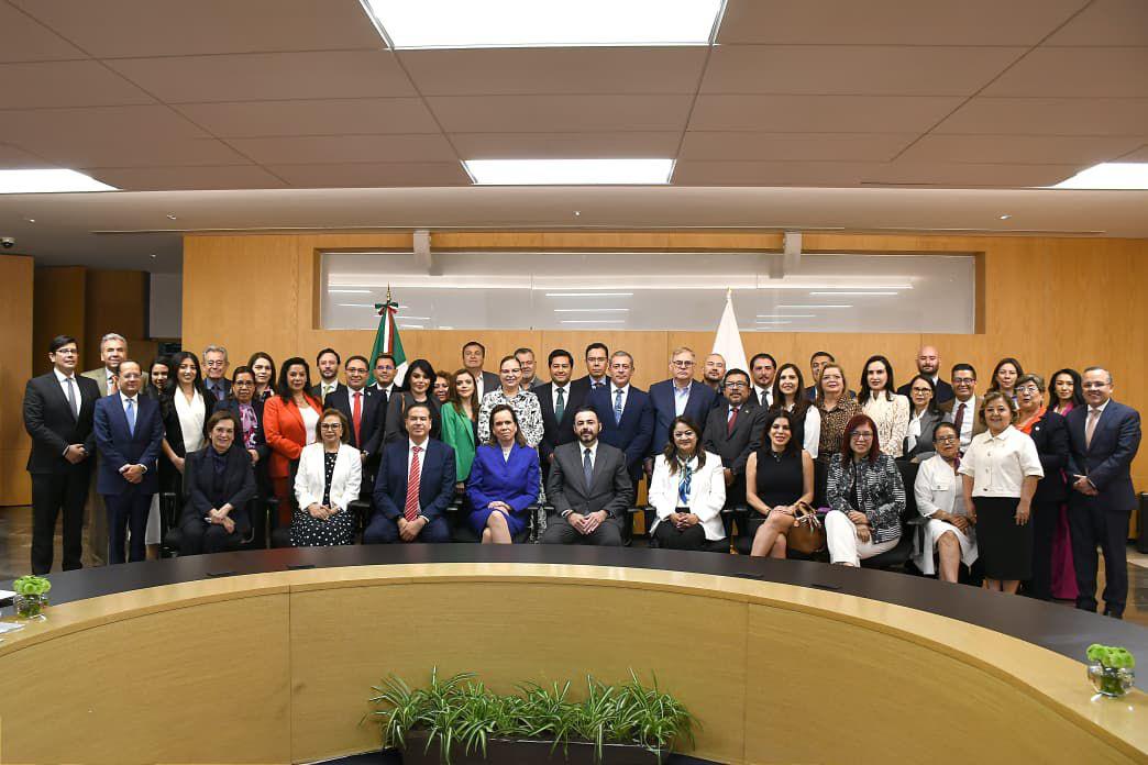 Sinaloa participa en encuentro nacional de contralorías