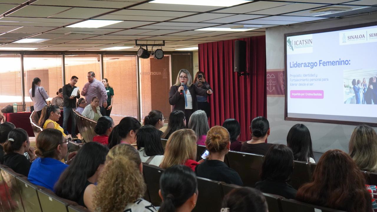 Secretaría de las Mujeres inicia taller de liderazgo femenino