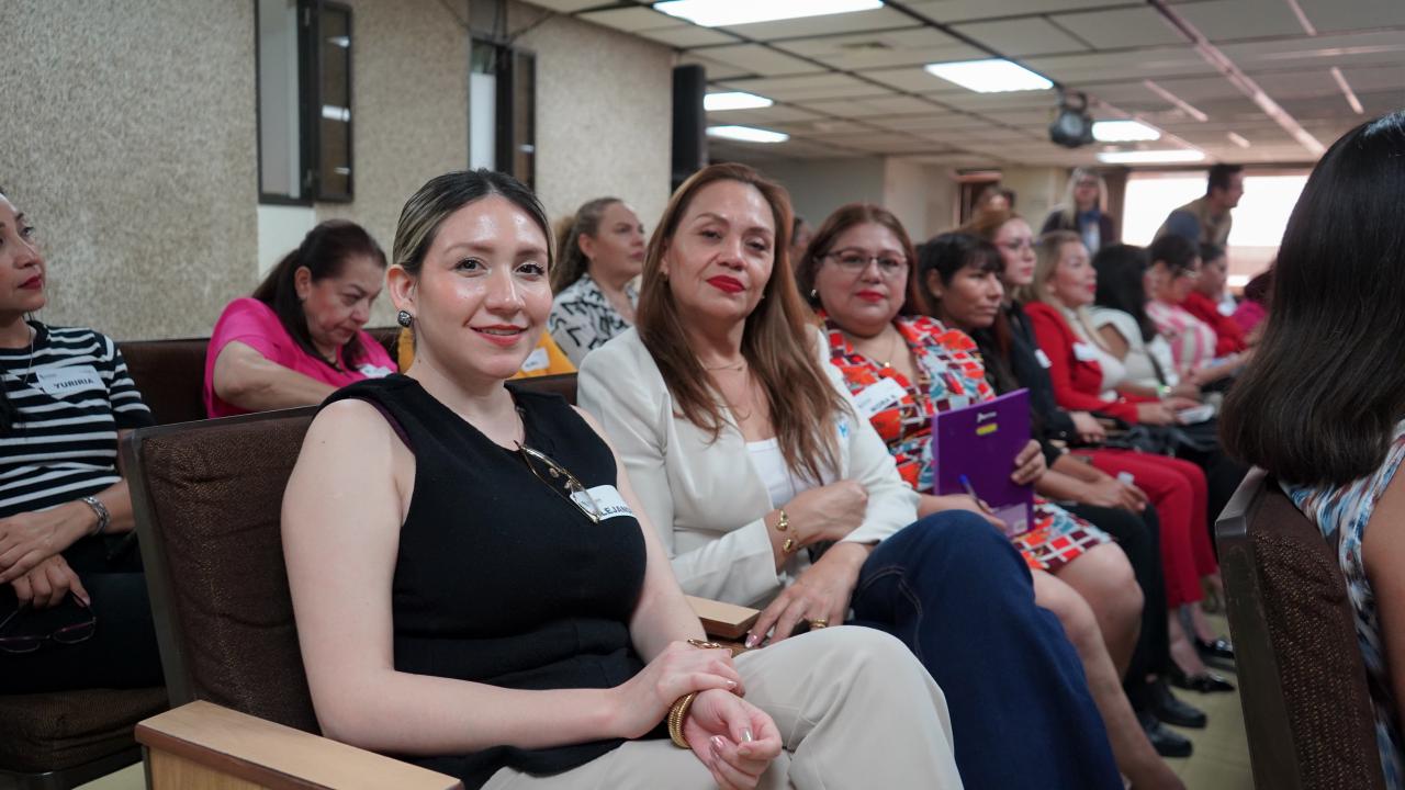 Secretaría de las Mujeres inicia taller de liderazgo femenino