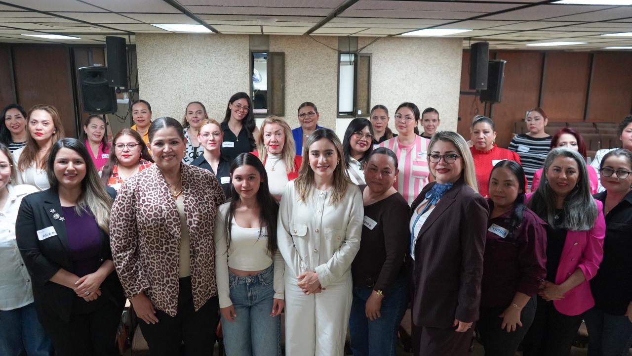 Secretaría de las Mujeres inicia taller de liderazgo femenino