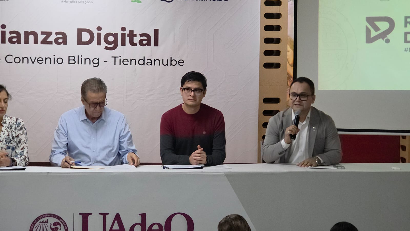 Sedeco firma convenio para fortalecer comercio digital en PYMES