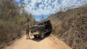 semar asegura armas explosivos y vehiculos en san ignacio lugar
