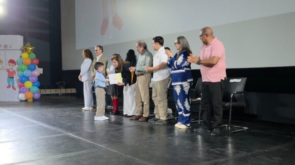 SEPyC premia a los 54 niños, niñas y jóvenes ganadores de la Olimpiada Estatal de Matemáticas