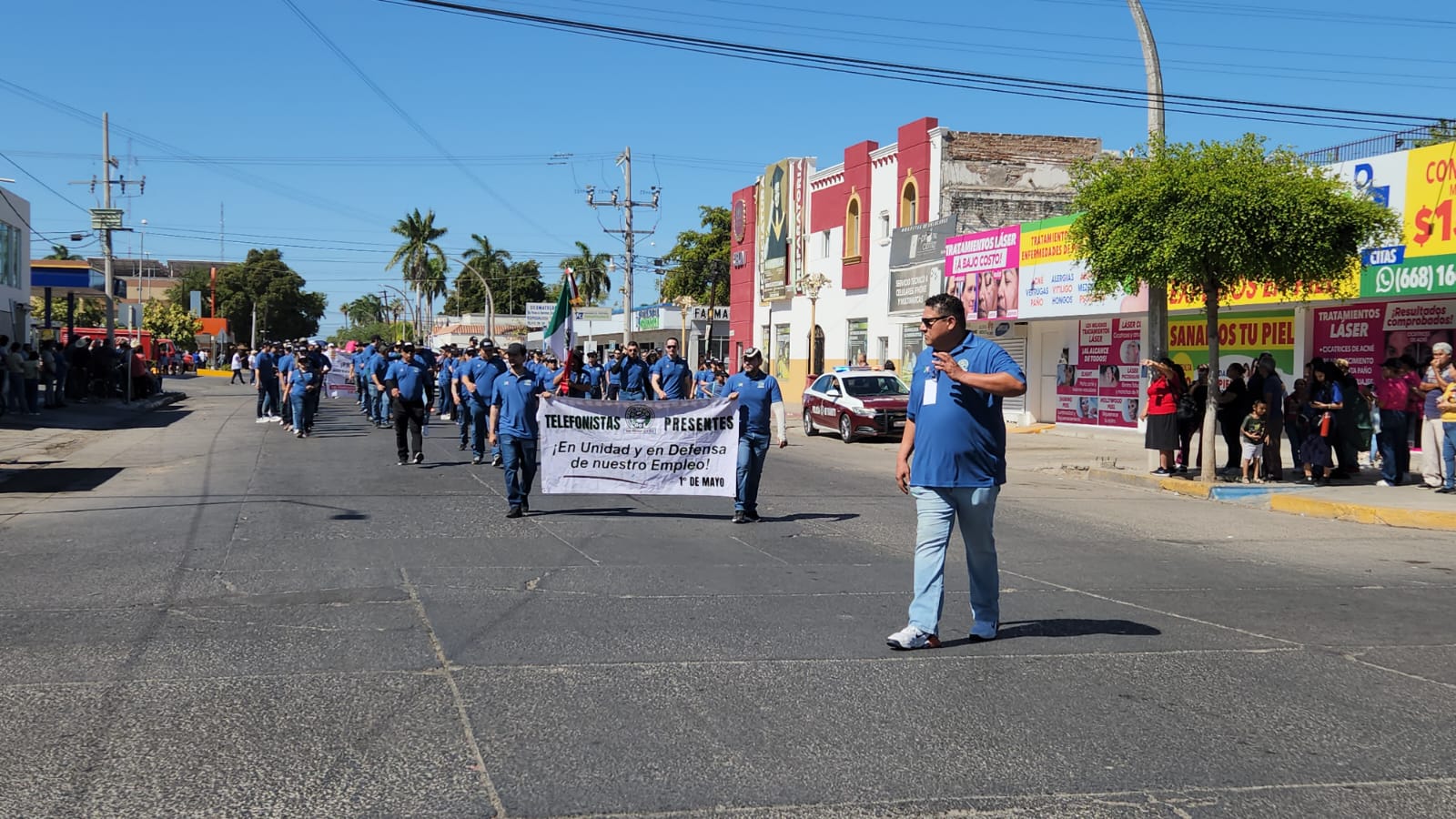 Sindicato Nacional de Trabajadores de la Salud en desfile por el Día del Trabajo