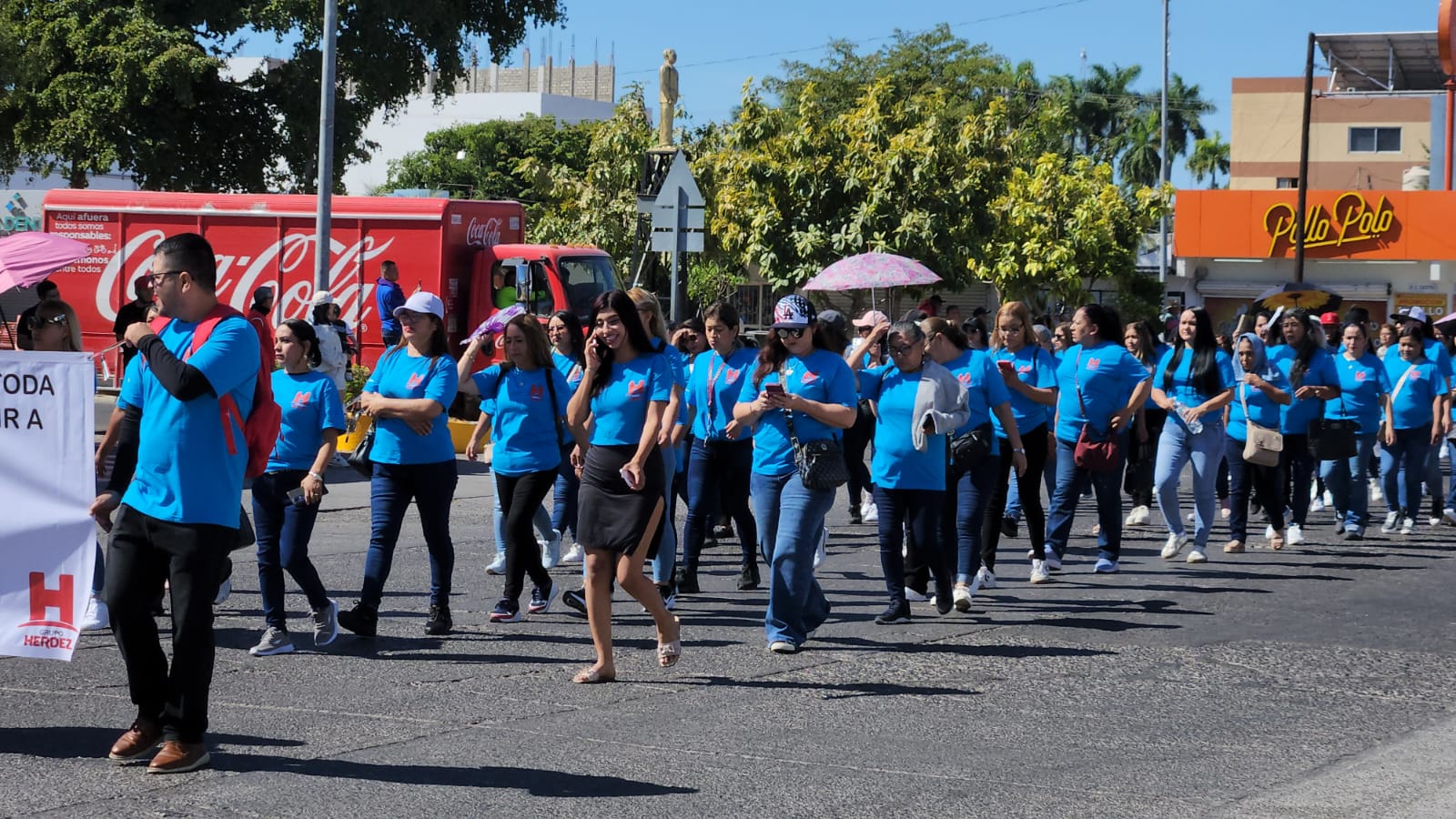 Sindicato Nacional de Trabajadores de la Salud en desfile por el Día del Trabajo