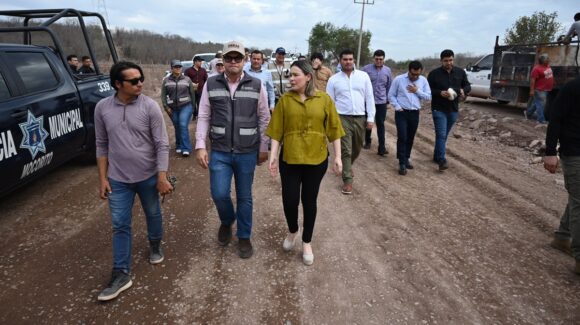 Supervisa gobernadora Yeraldine Bonilla construcción de la carretera México 15 a El Zapote de los Cázares en Mocorito
