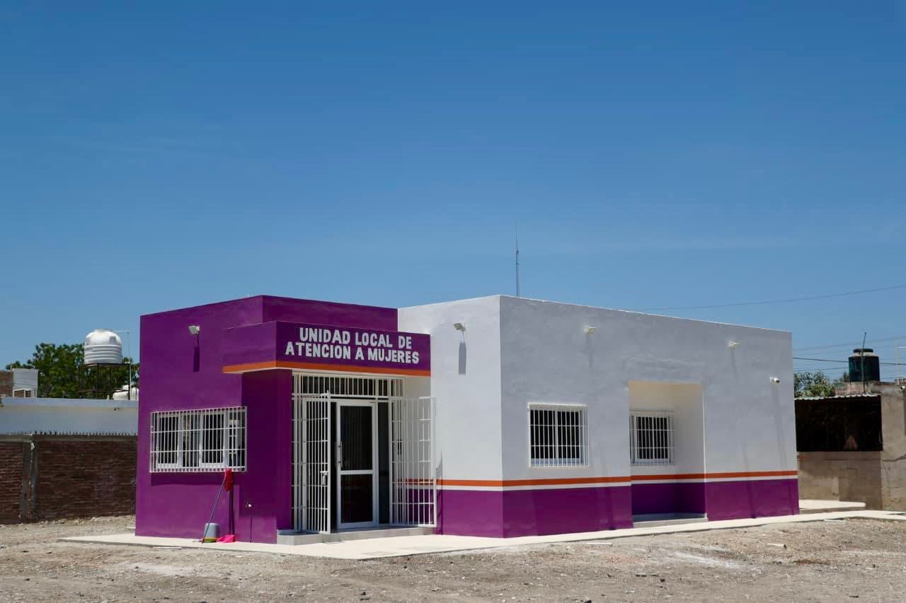 Supervisan construcción de Unidad Local de Atención a Mujeres en Villa Unión, Mazatlán