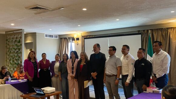 Ammje Los Mochis realiza el taller Liderar(te) con Juanma Queller