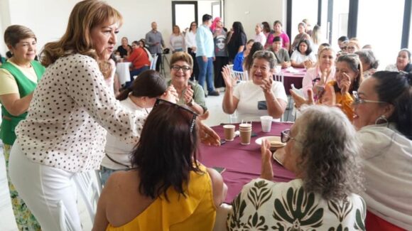 “La paz también se construye cuando una mujer puede salir adelante”: Tere Guerra