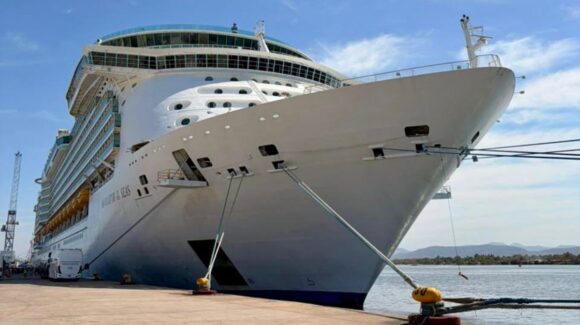 Mazatlán prevé el arribo de 25 mil cruceristas durante el mes de mayo