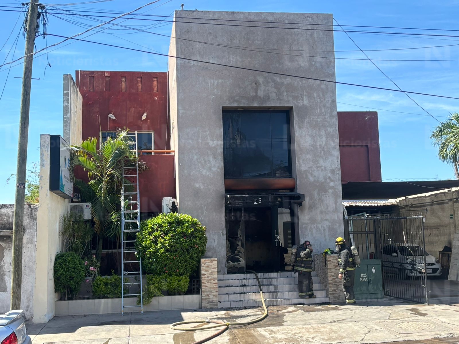 Vandalizan negocio de imprenta en la colonia Los Pinos de Culiacán