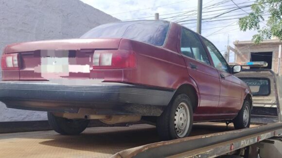 Recupera Policía Municipal dos vehículos con reporte de robo en Mazatlán, Sinaloa