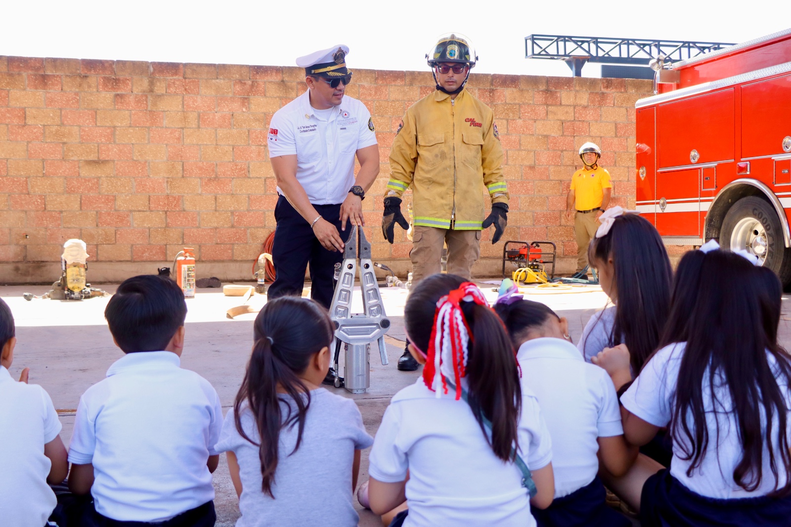 Alumnos visitan el Complejo de Seguridad Pública de Badiraguato
