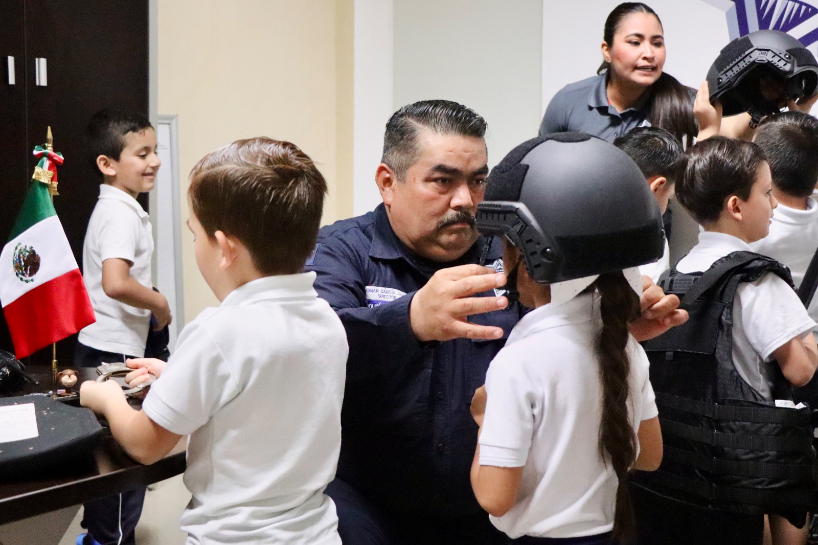 Alumnos visitan el Complejo de Seguridad Pública de Badiraguato