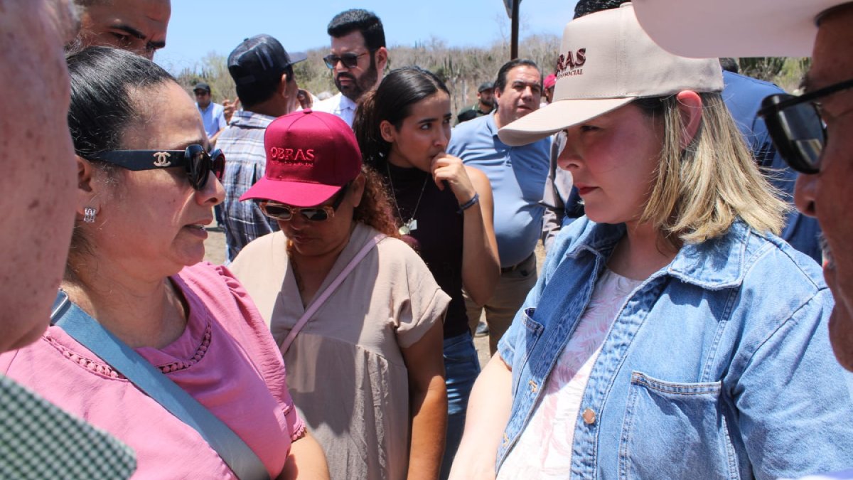 yeraldine bonilla inaugura obra hidraulica en barras de piaxtla san ignacio gobernadora