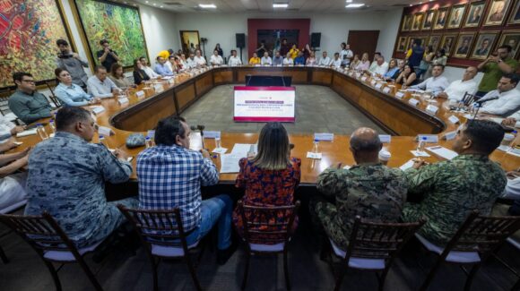 Se esperan 16 ciclones y tormentas tropicales está temporada en el Pacífico; gobernadora Yeraldine Bonilla instala Consejo Estatal de PC