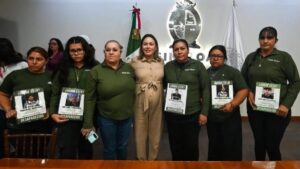 yeraldine bonilla se reune con madres buscadoras en culiacan