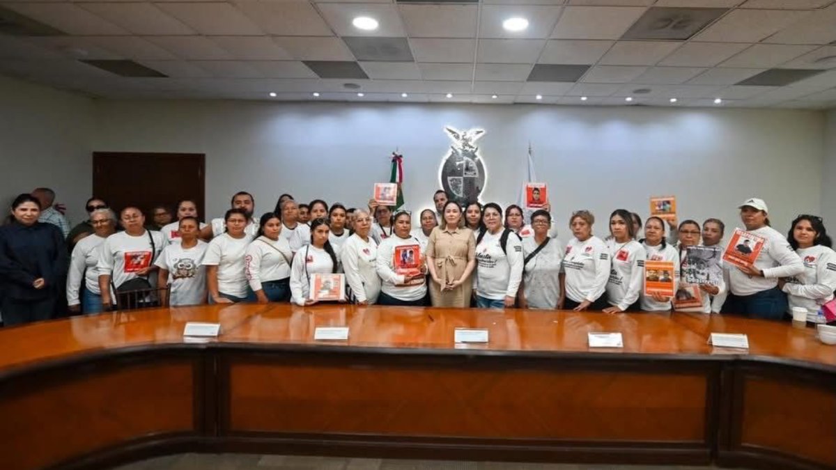 yeraldine bonilla se reune con madres buscadoras en culiacan sin