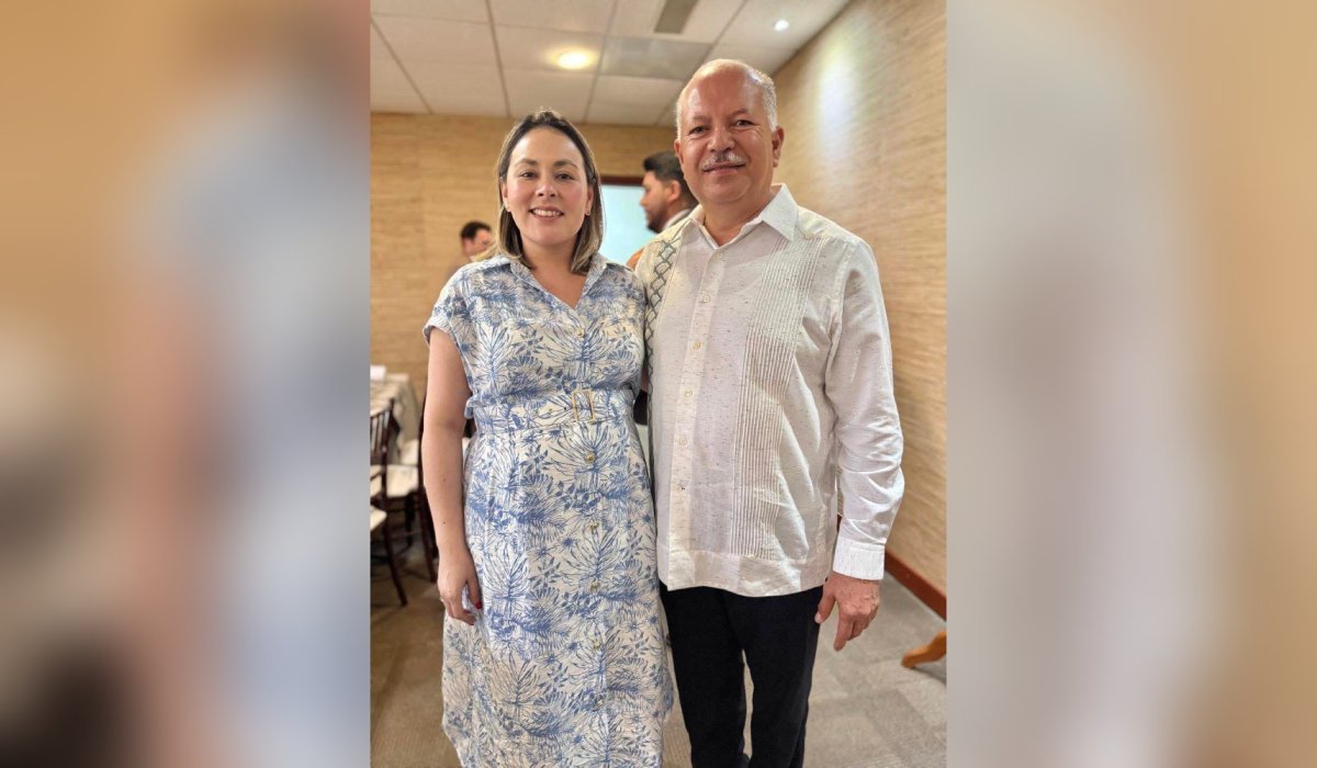 Yeraldine Bonilla y Rolando Mercado, alcalde de Sinaloa de Leyva