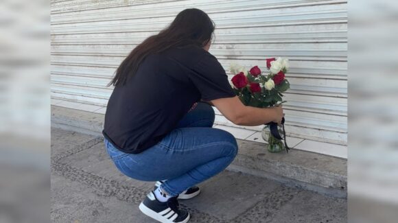 Los recuerdos de la infancia son los que me trajeron aquí a depositar flores: Yolai, acude a Plaza Fiesta