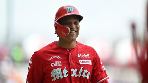 ¡Oficial! Robinson Canó llega a los Tomateros de Culiacán