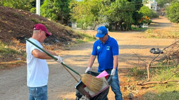 Retiran 14 metros cúbicos de basura en jornada de limpieza en colonias de Mazatlán, Sinaloa