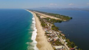 Playa Pie de la Cuesta en Guerrero