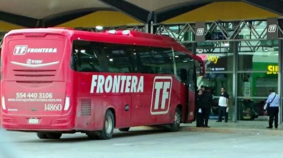 “Papá, ya llegamos”: intentó despertarlo al arribar a Monterrey, pero descubrió que había fallecido durante el viaje