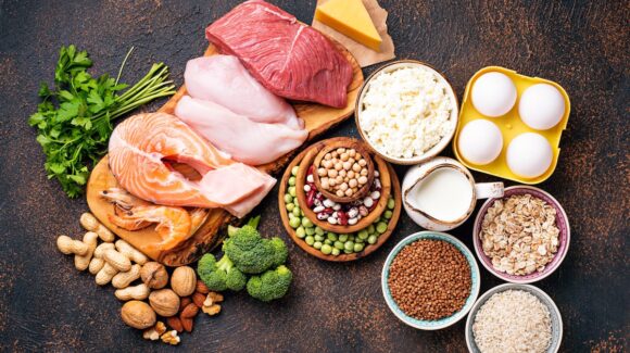 ¿Buscas ganar músculo? Estos son los alimentos más ricos en proteína