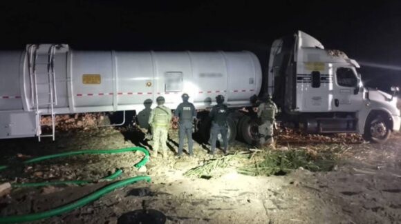 Aseguran 110 mil litros de ‘huachicol’ en el municipio de Abasolo, Guanajuato