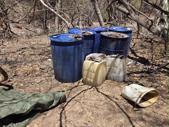 Aseguran casi 3 mil litros de sustancia química para elaboración de drogas en Culiacán, Sinaloa