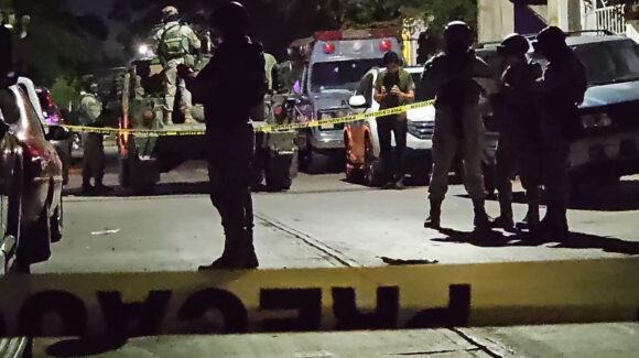 Ataque armado en la Plutarco Elías Calles de Culiacán deja dos muertos y un herido